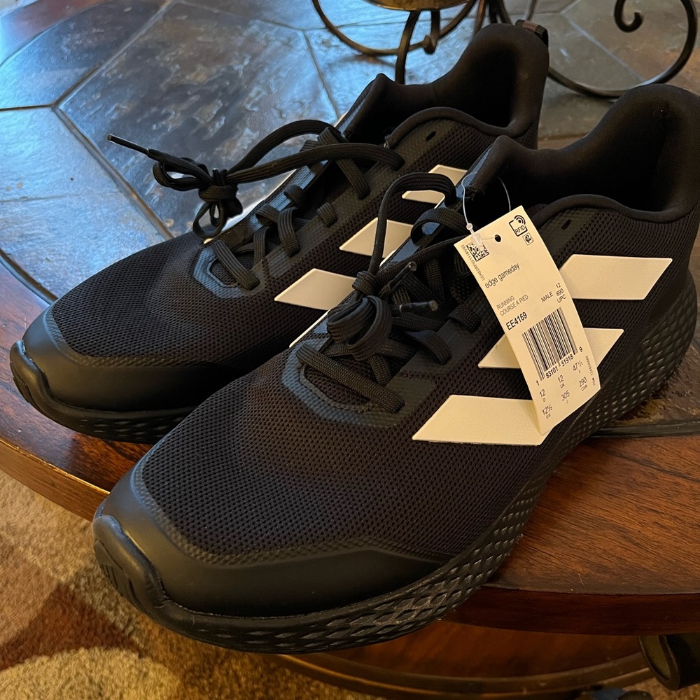 Adidas Bounce, Size 12.5, Brand New